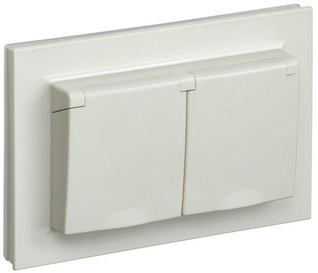 Розетка 2-м СП BRITE РСбш12-3-44-БрКр 16А в сборе IP44 с крышкой беж. IEK BR-R26-16-44-K10-F