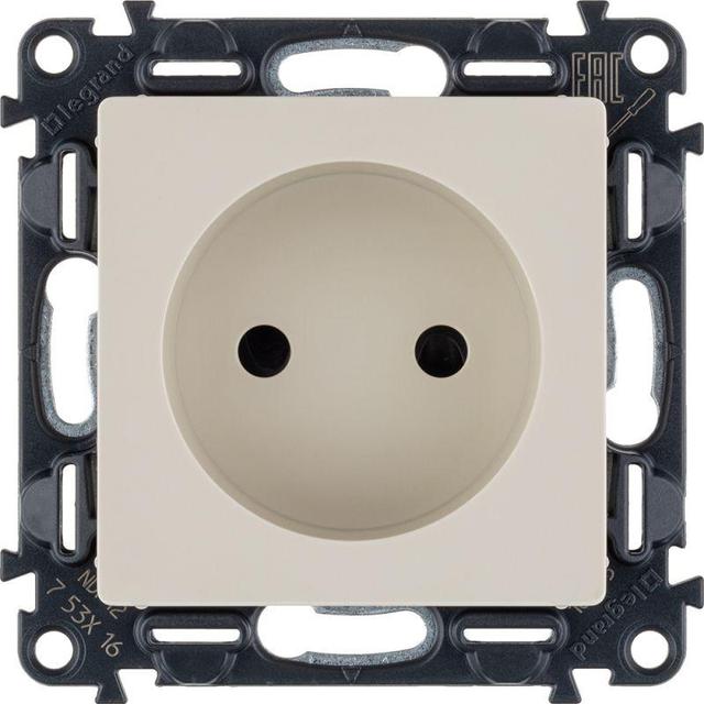 Розетка 1-м СП Valena Life 16А IP20 250В 2P защ. шторки безвинтов. клеммы с лицев. панелью механизм сл. кость Leg 753516